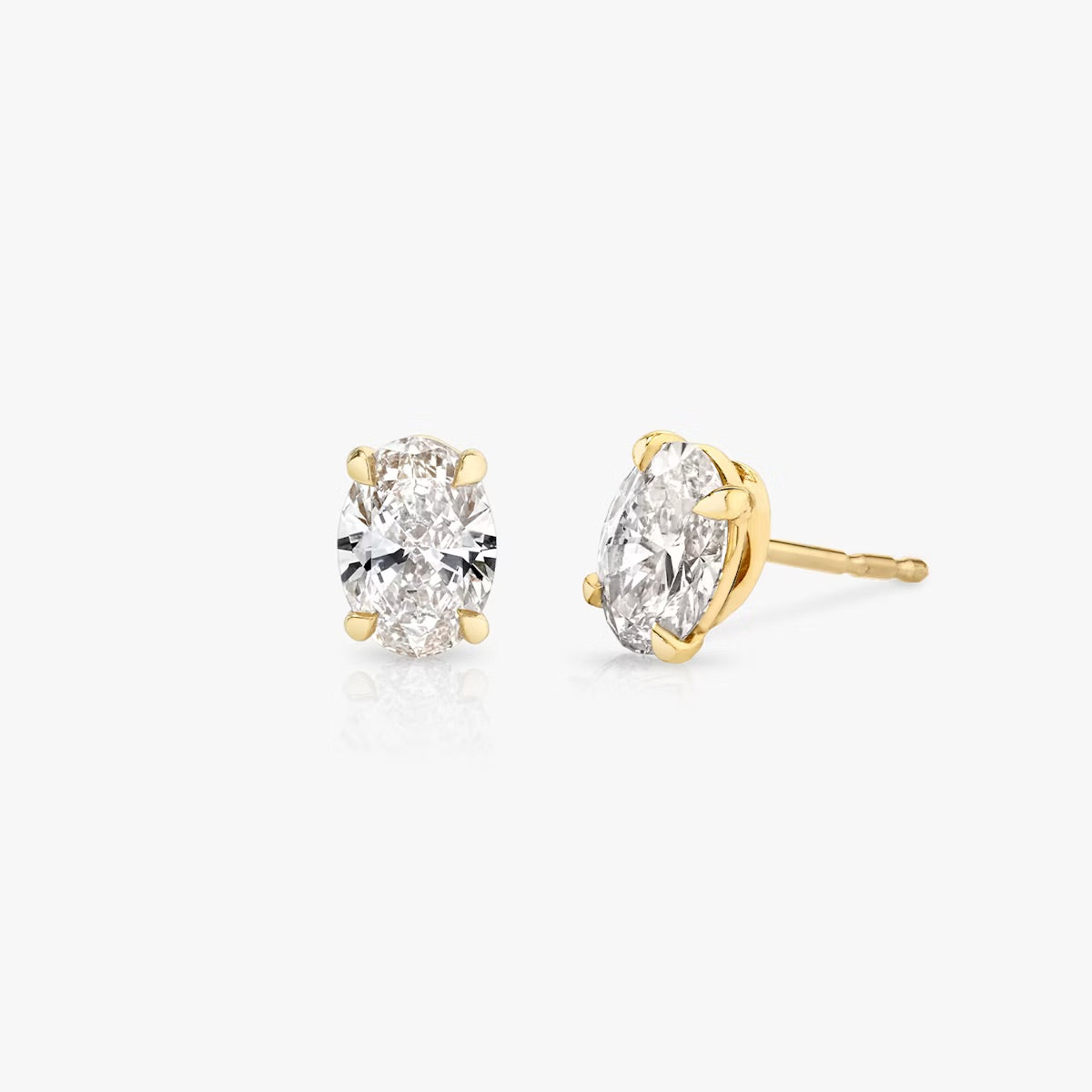 Oval Solitaire Stud